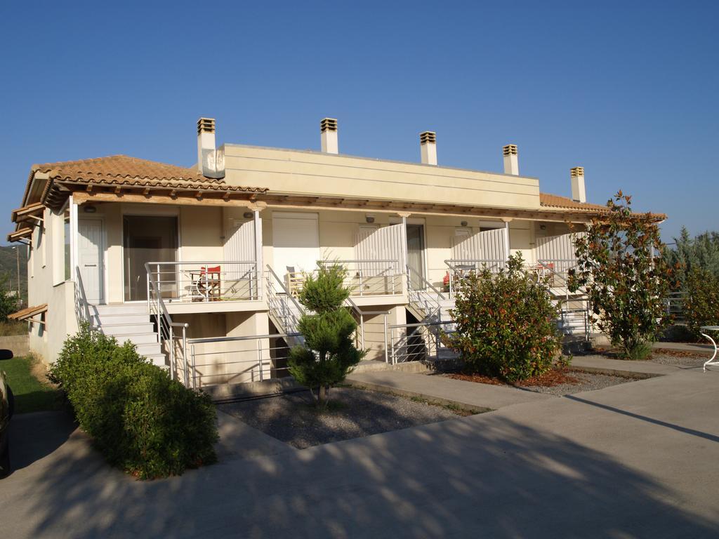 Ferienwohnung Salesi Megalopoli Exterior foto