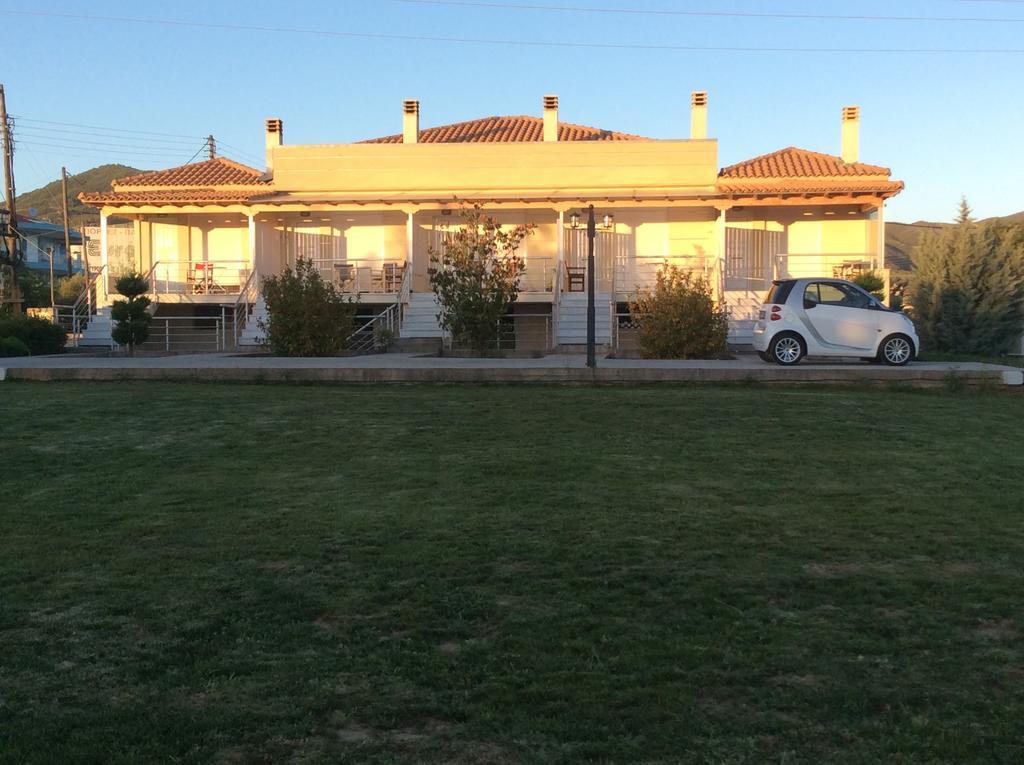 Ferienwohnung Salesi Megalopoli Exterior foto